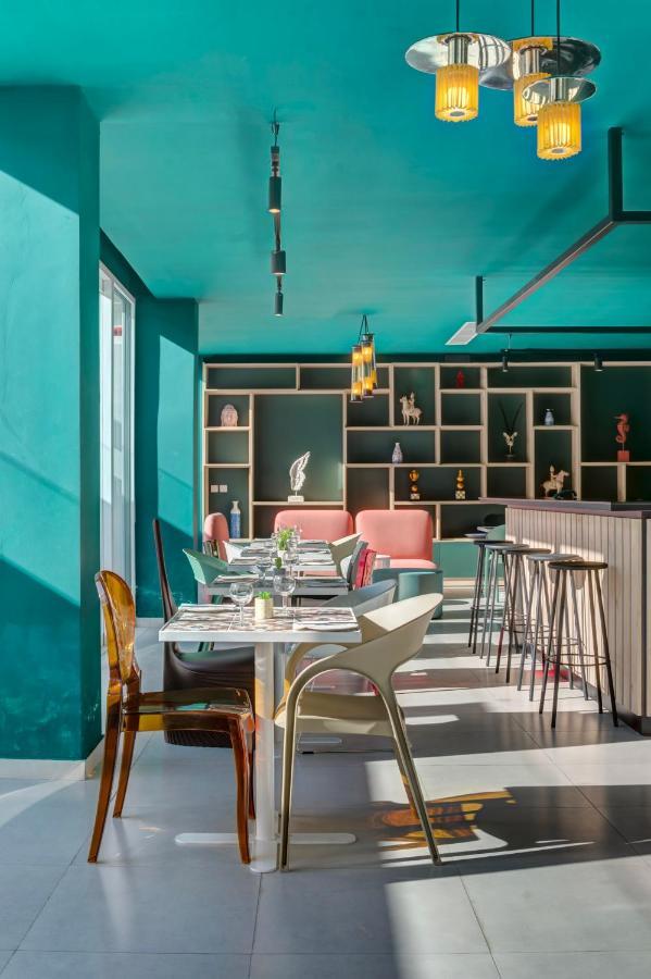Quadro Hotel, Trademark Collection By Wyndham Saint Julian's Exterior foto
