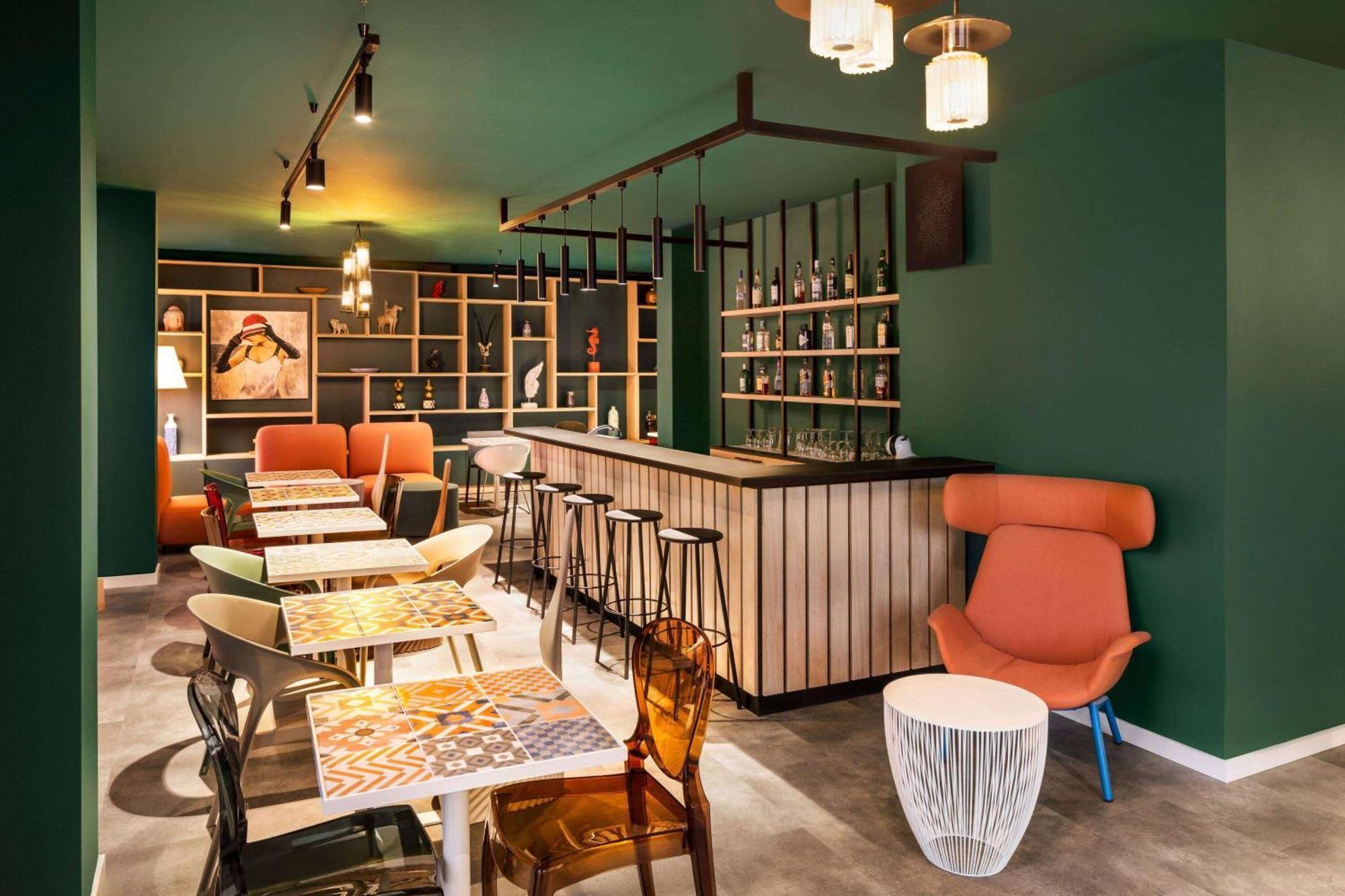 Quadro Hotel, Trademark Collection By Wyndham Saint Julian's Exterior foto